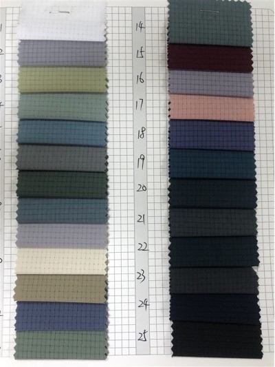 GZ-YL LY19774#  透氣格  成份：97%P 3%SP  規格：150cm  克重：130g  超薄運動布 45度照